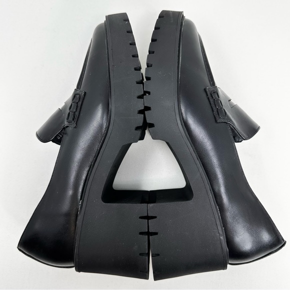 Women's Black Loafer Heels - Picture 10 of 13
